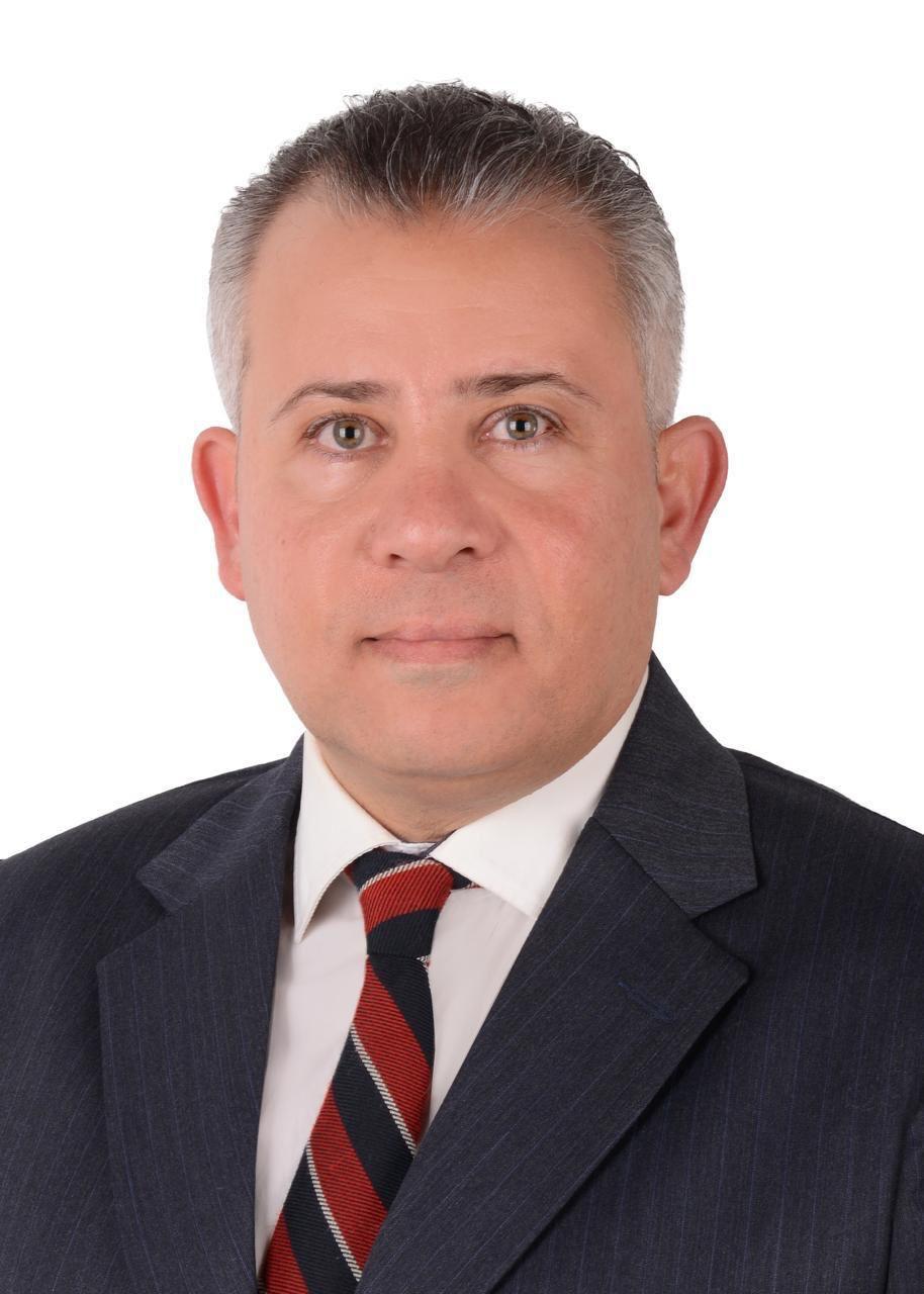 الدكتور هشام الشاذل